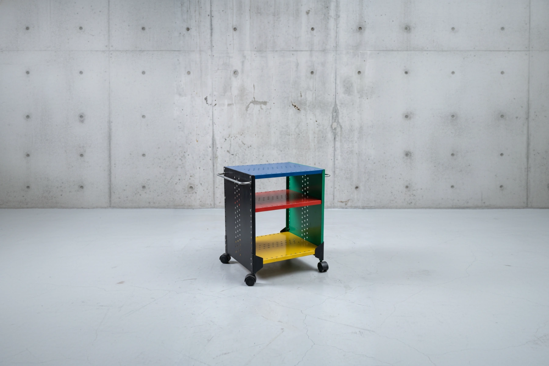Carrello Stile Memphis - 1980